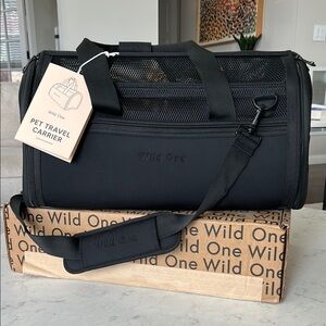 NWT Wild One Pet Travel Carrier